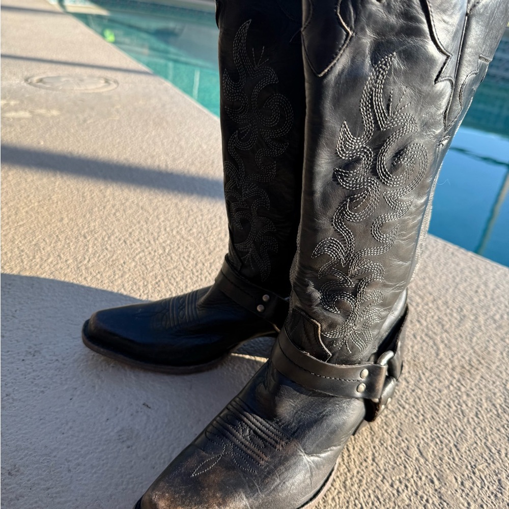 FRYE Black Leather Cowboy Boots